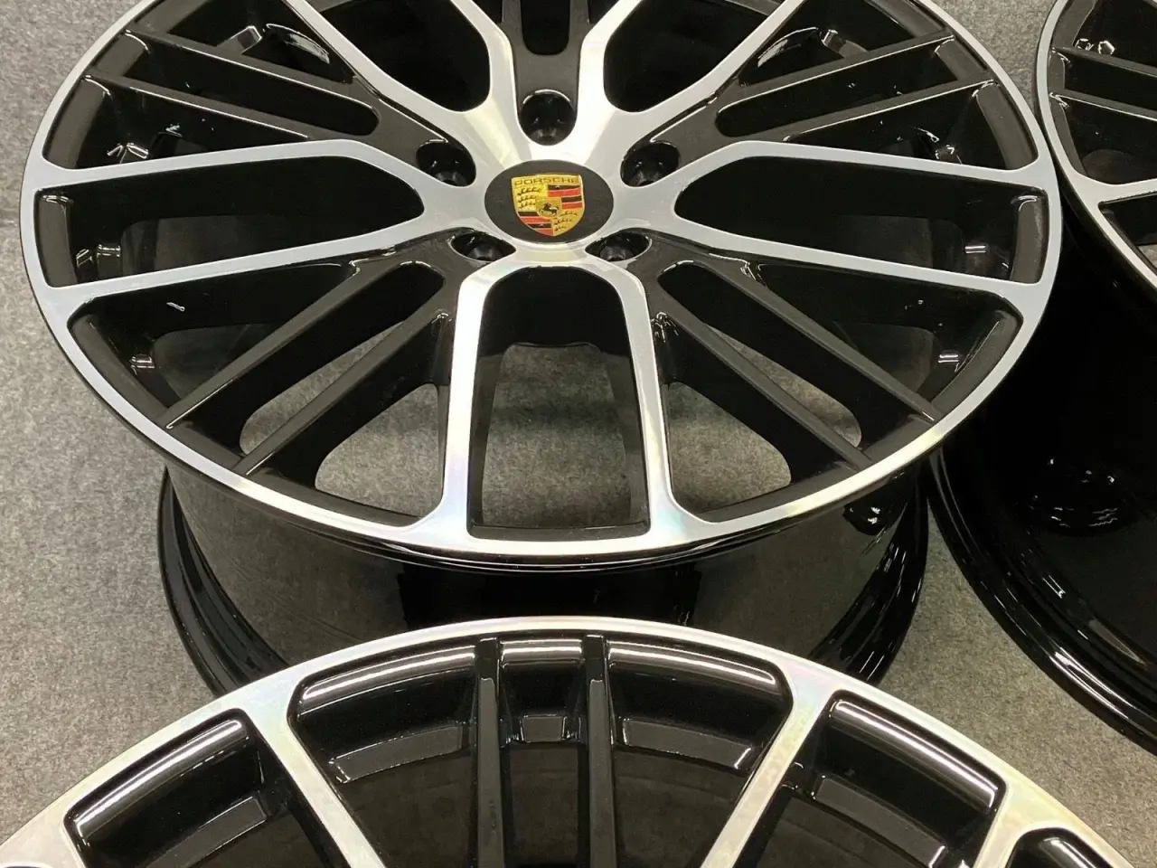 Billede 2 - ALUFÆLGE PORSCHE PANAMERA 971 GTS 21"