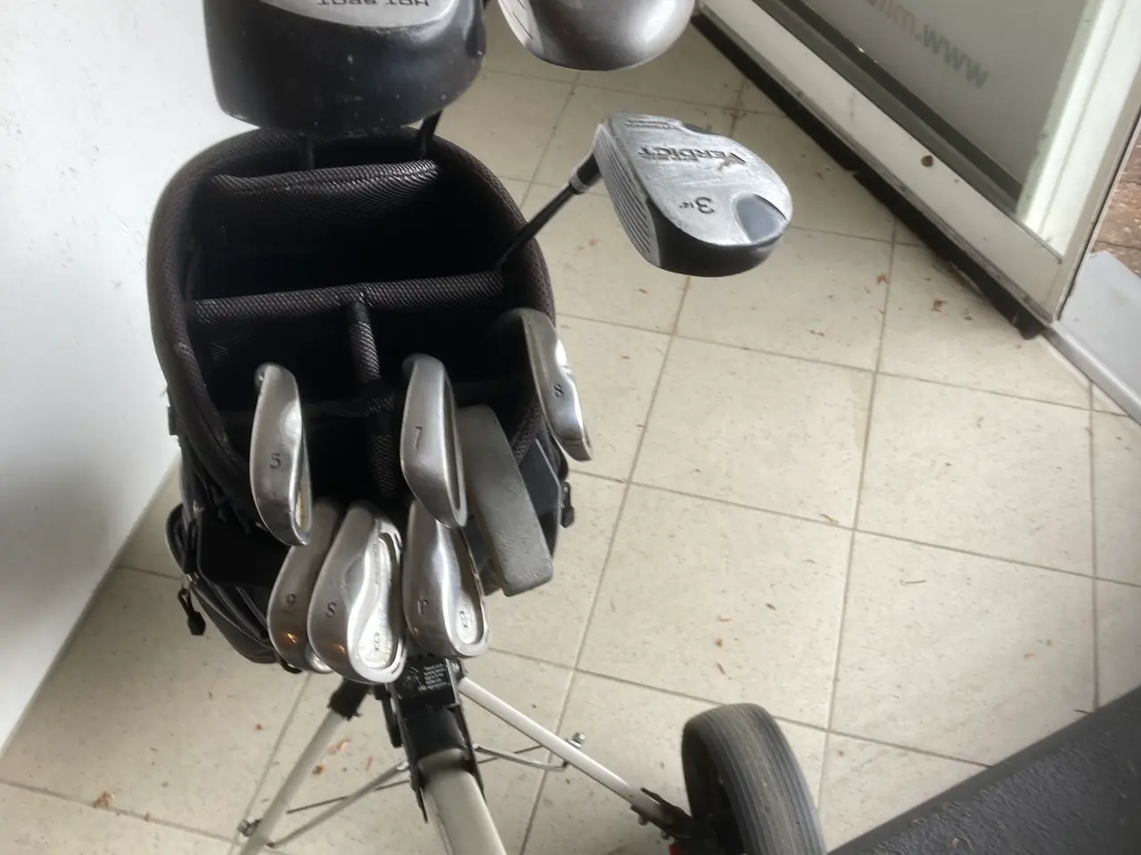 Billede 2 - Golfsæt til nystarter.   (Golfs billig start )…