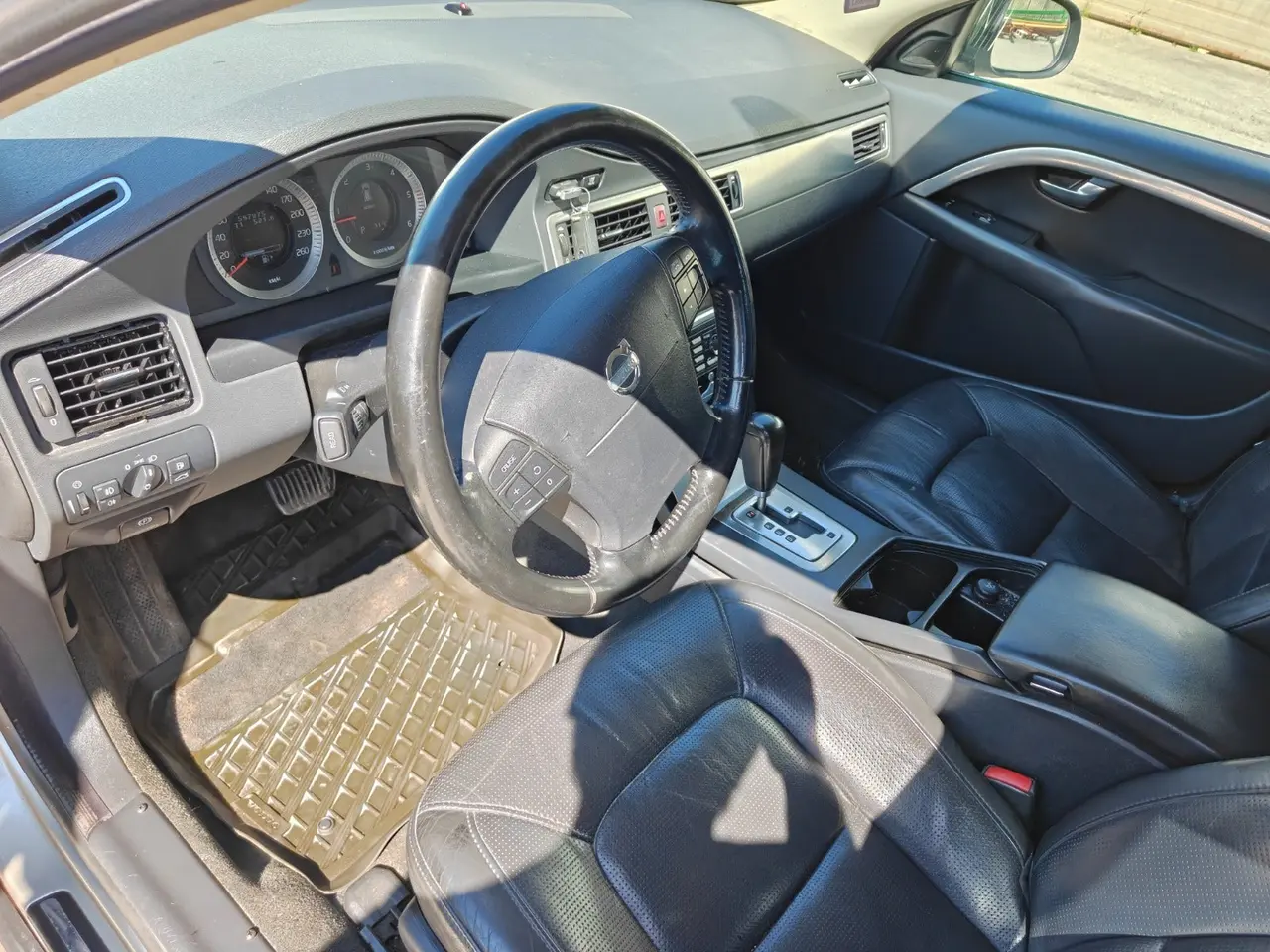 Billede 14 - Volvo V70 2,4 D5 185 R-Design aut.
