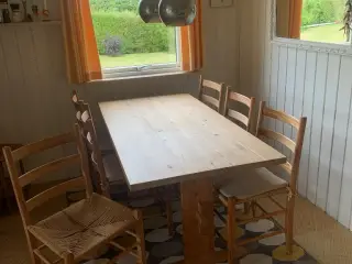 Retro fyrtræs spisebord m/tillægsplade og 6 stole