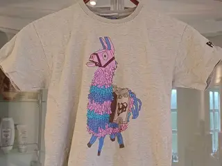 2 x t-shirts