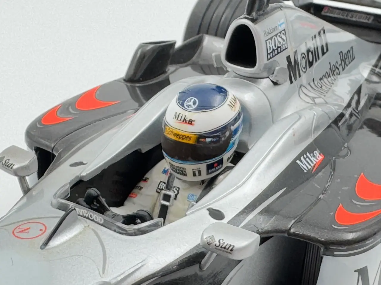 Billede 7 - 2000 McLaren-Mercedes MP4/15 #1 - 1:18
