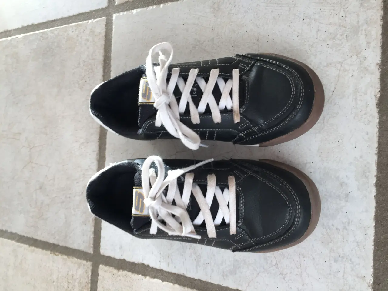 Billede 2 - Lækre sketchers sko str 33