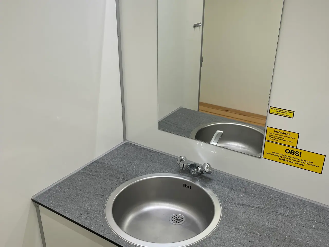 Billede 7 - Mobilt badeværelse m. kværntoilet - Scanvogn 