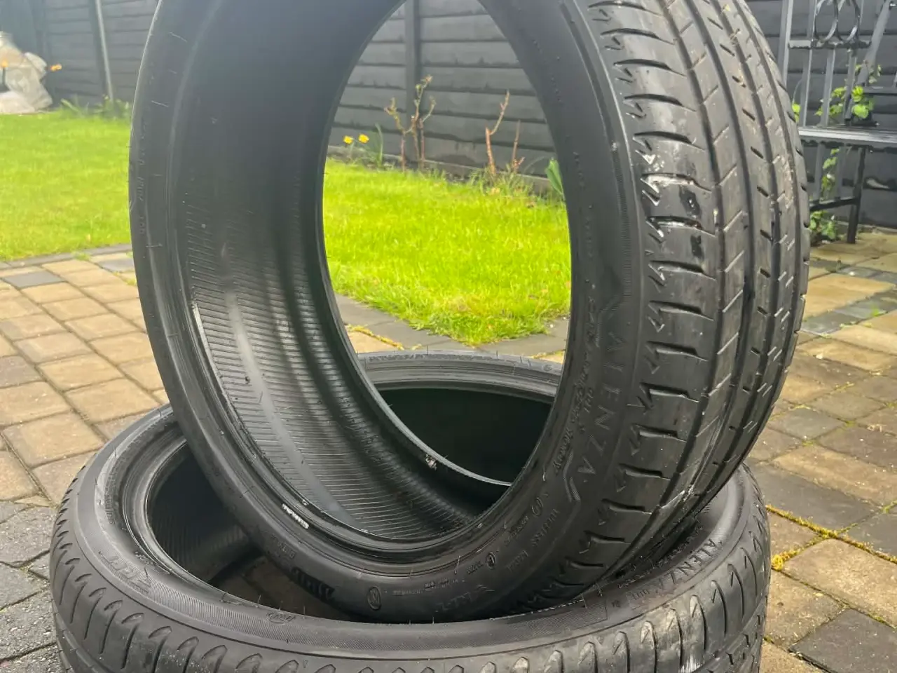 Billede 1 - 2stk Bridgestone alenza 001 245/40 r21 sommerdæk