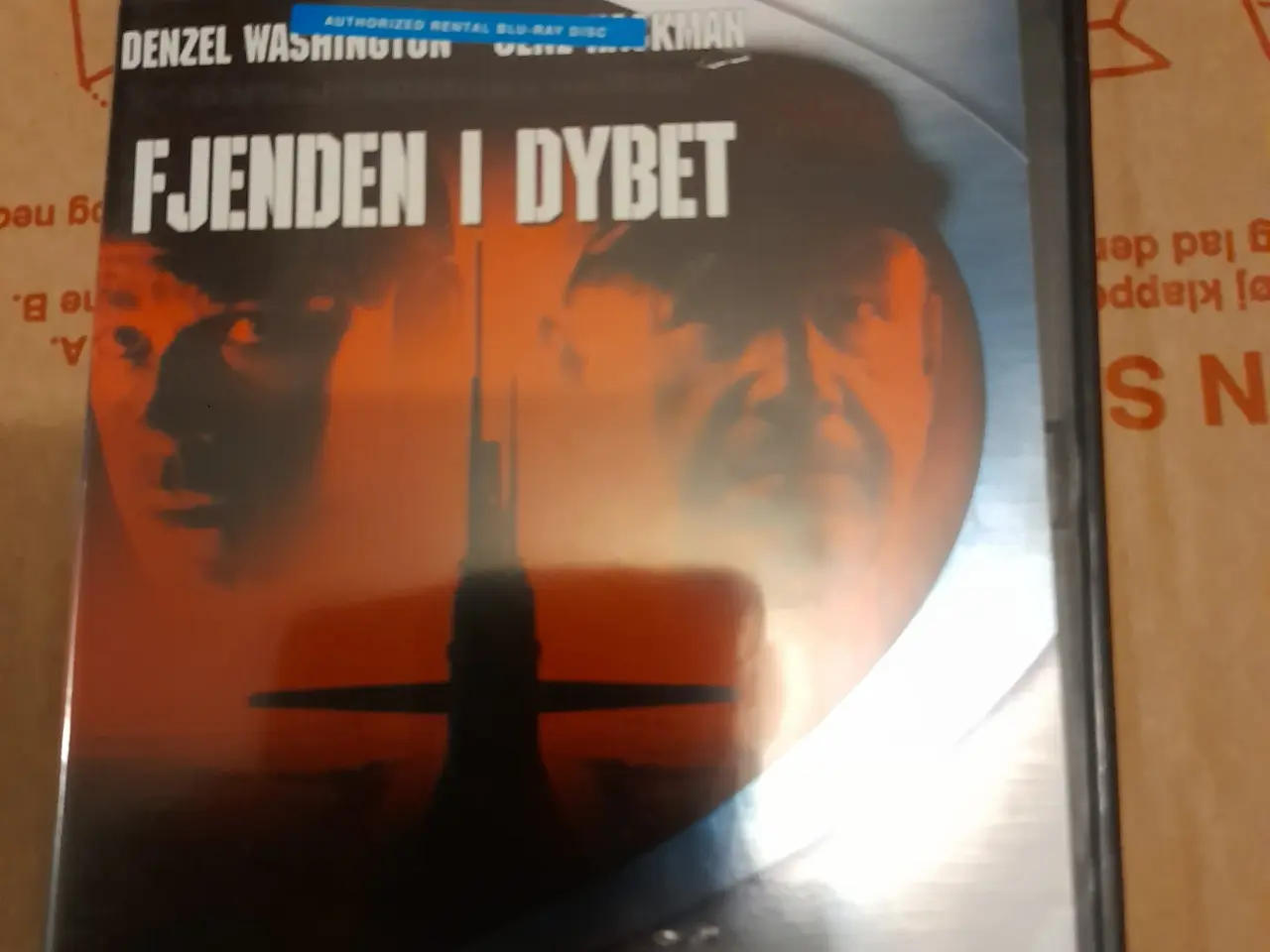 Billede 1 - Fjenden i dybet