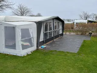 Lej vores campingvogn på Gammelbro camping i 2026