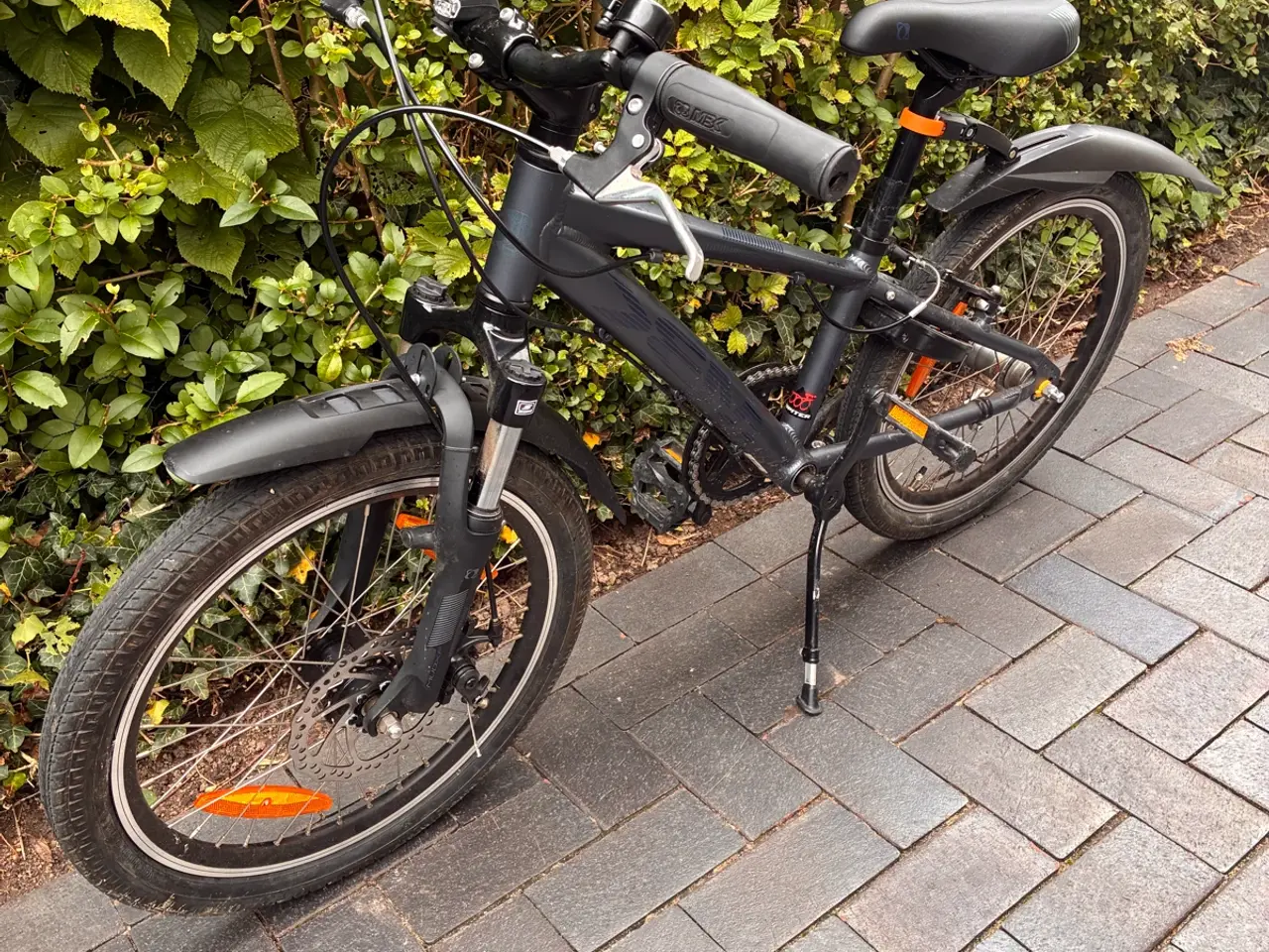 Billede 1 - Velholdt børnecykel 20”