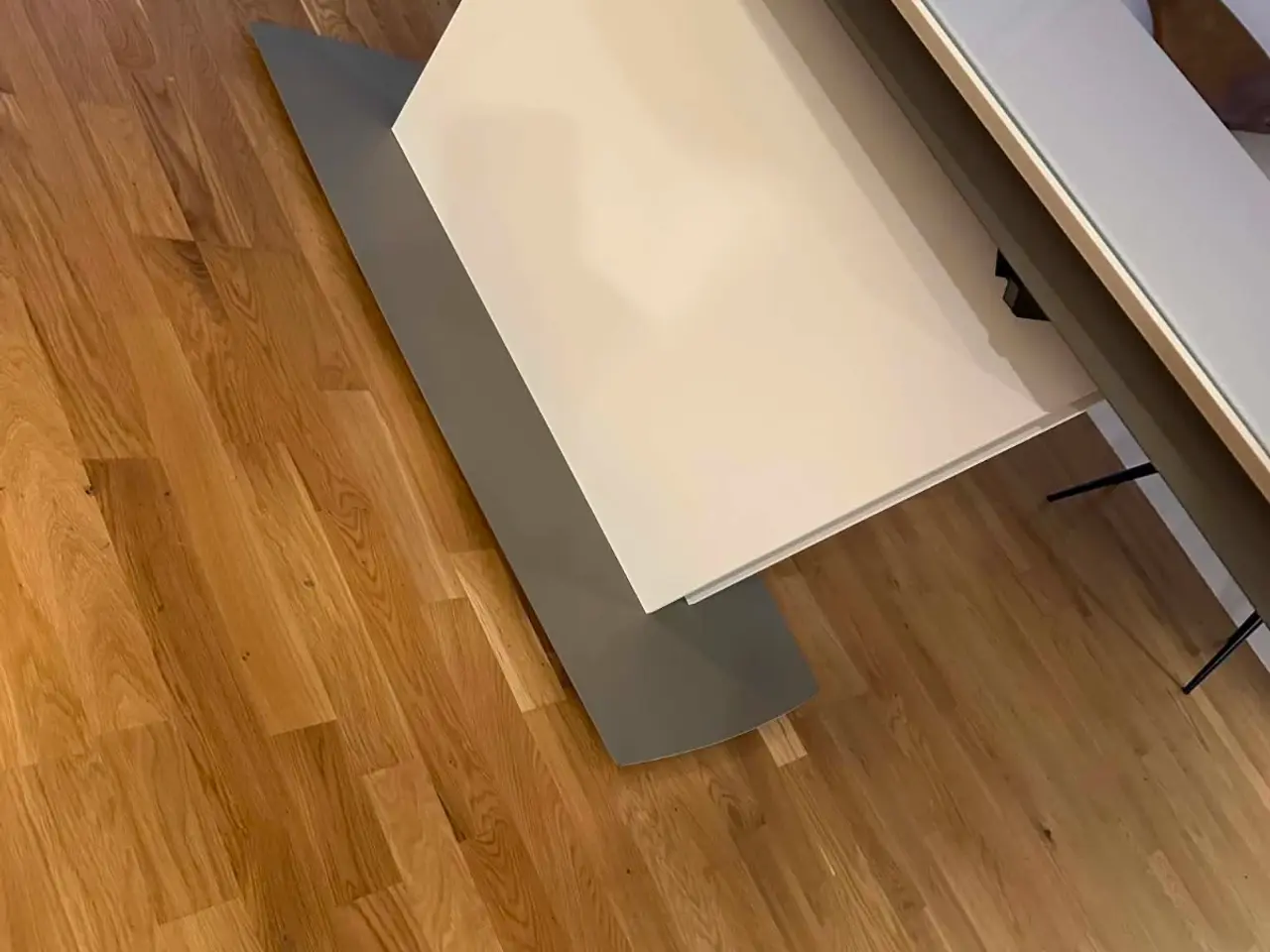 Billede 4 - Eksklusivt BoConcept Milano spisebord m. udtræk