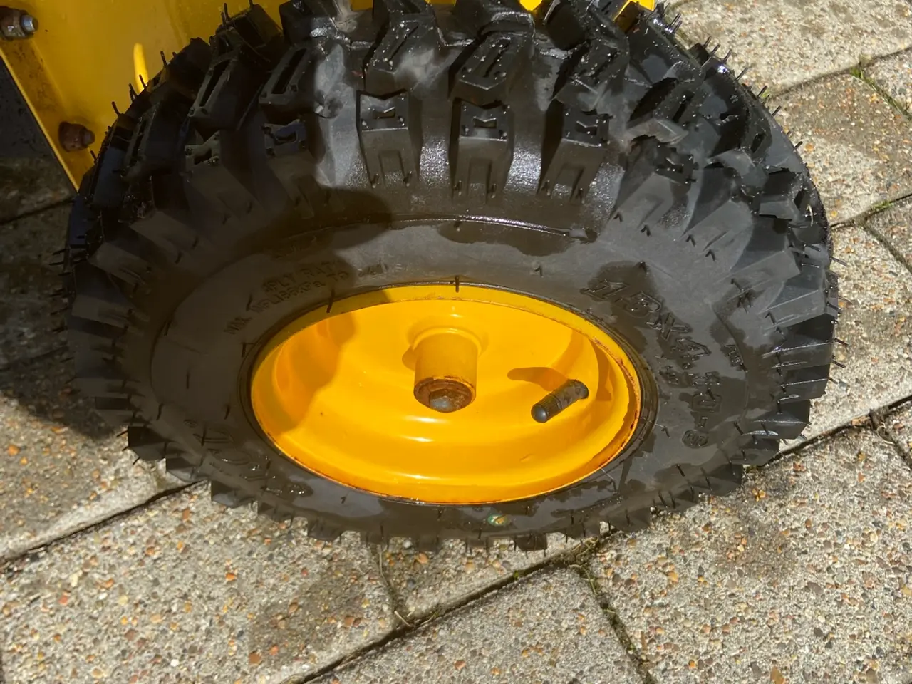 Billede 7 - Texas Handy Sweep 710 TGE fejemaskine med Opsamler