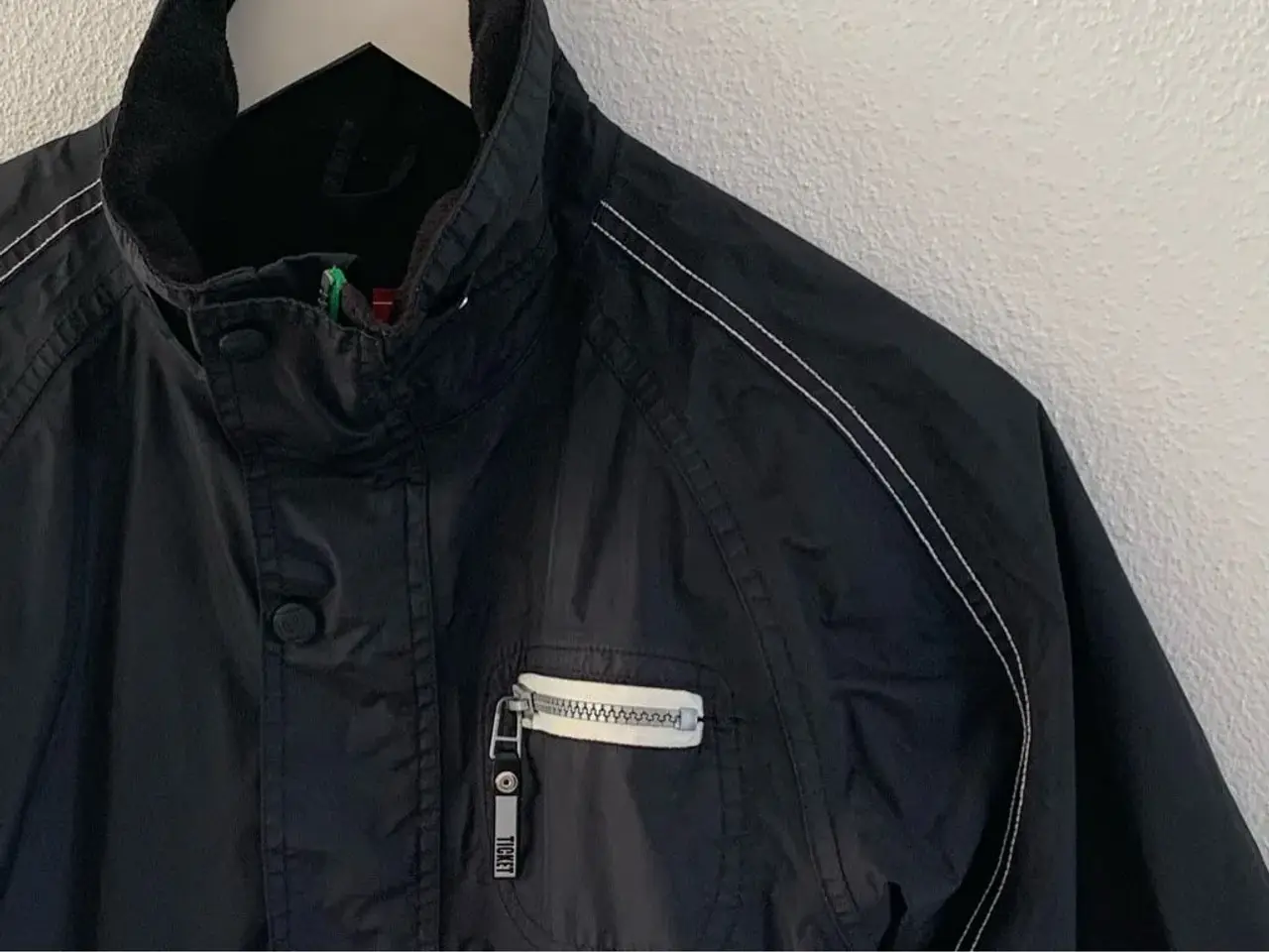 Billede 2 - Jakke str.128