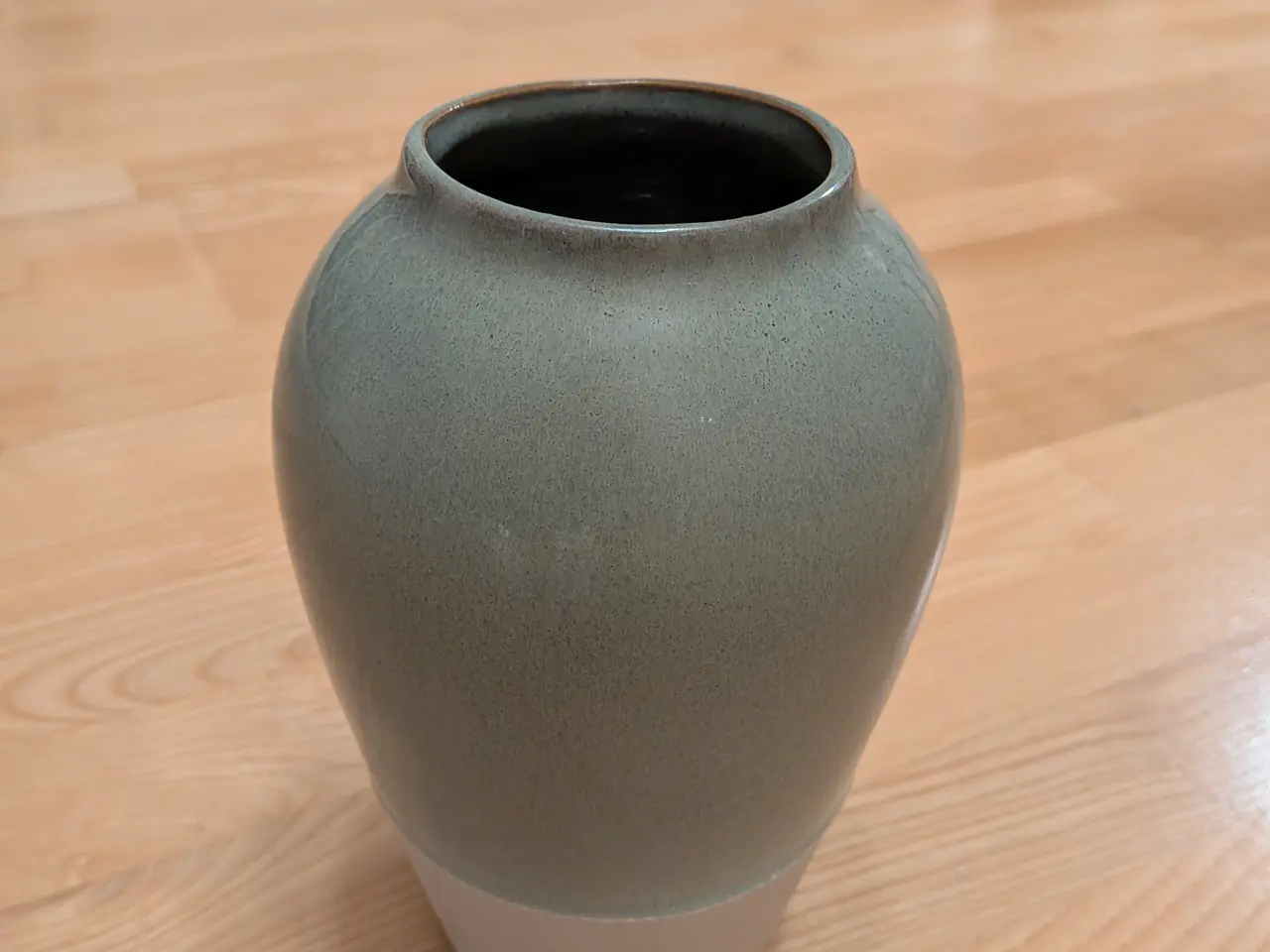 Billede 2 - IKEA vase i grågrøn og beige – 24 cm