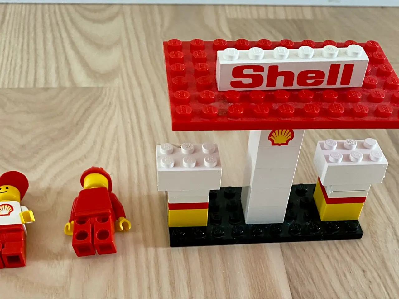 Billede 2 - Lego 1490 Petrol Pumps fra 1987