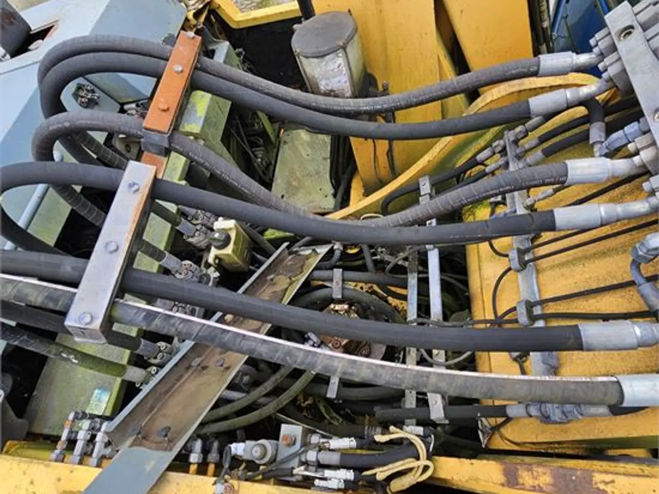 Billede 37 - Liebherr A934 C Litronic - 45 ton - hydr. rotating grab - Video