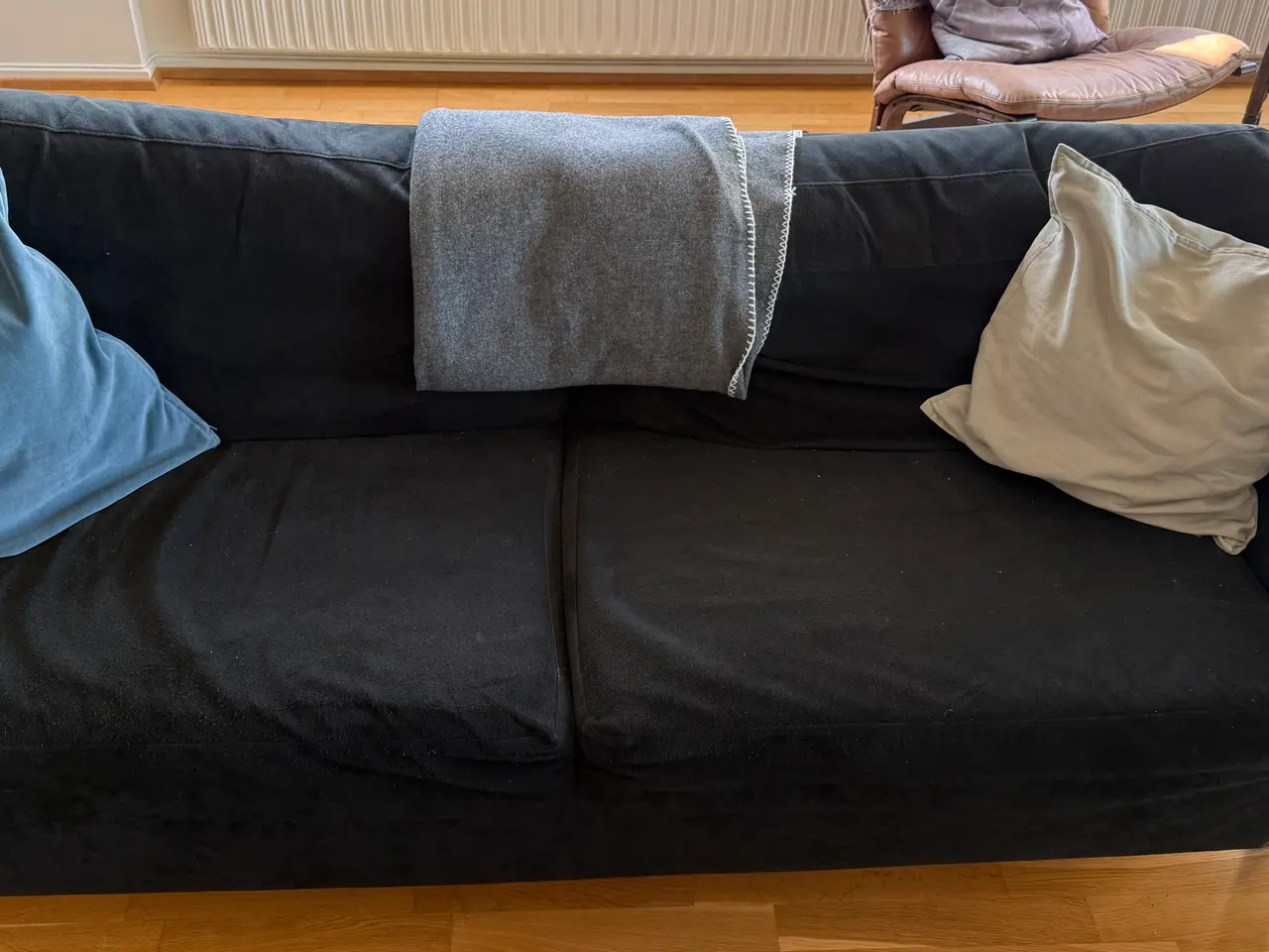 Billede 3 - Sofa i alcantara