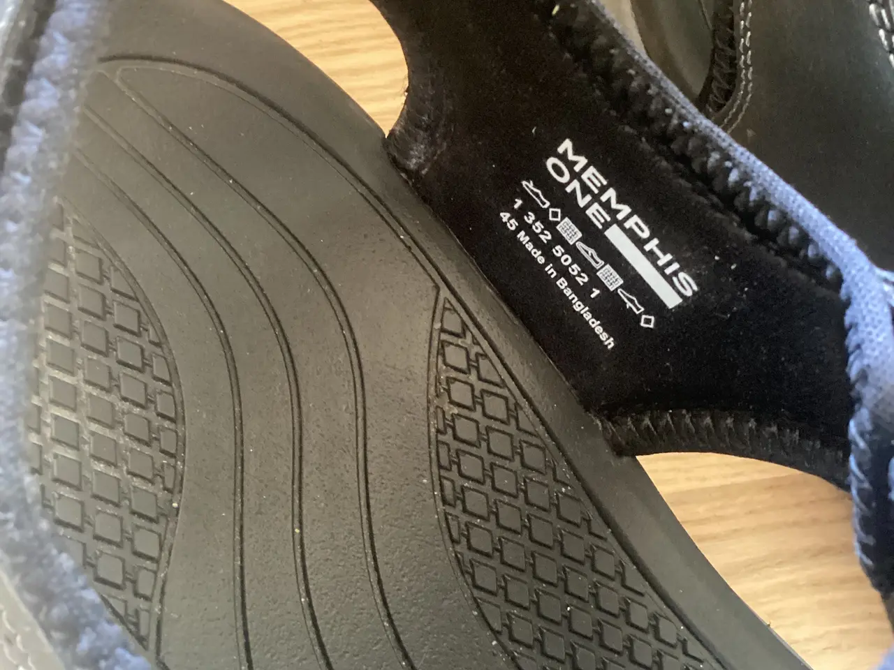 Billede 2 - Nye sandaler str. 45