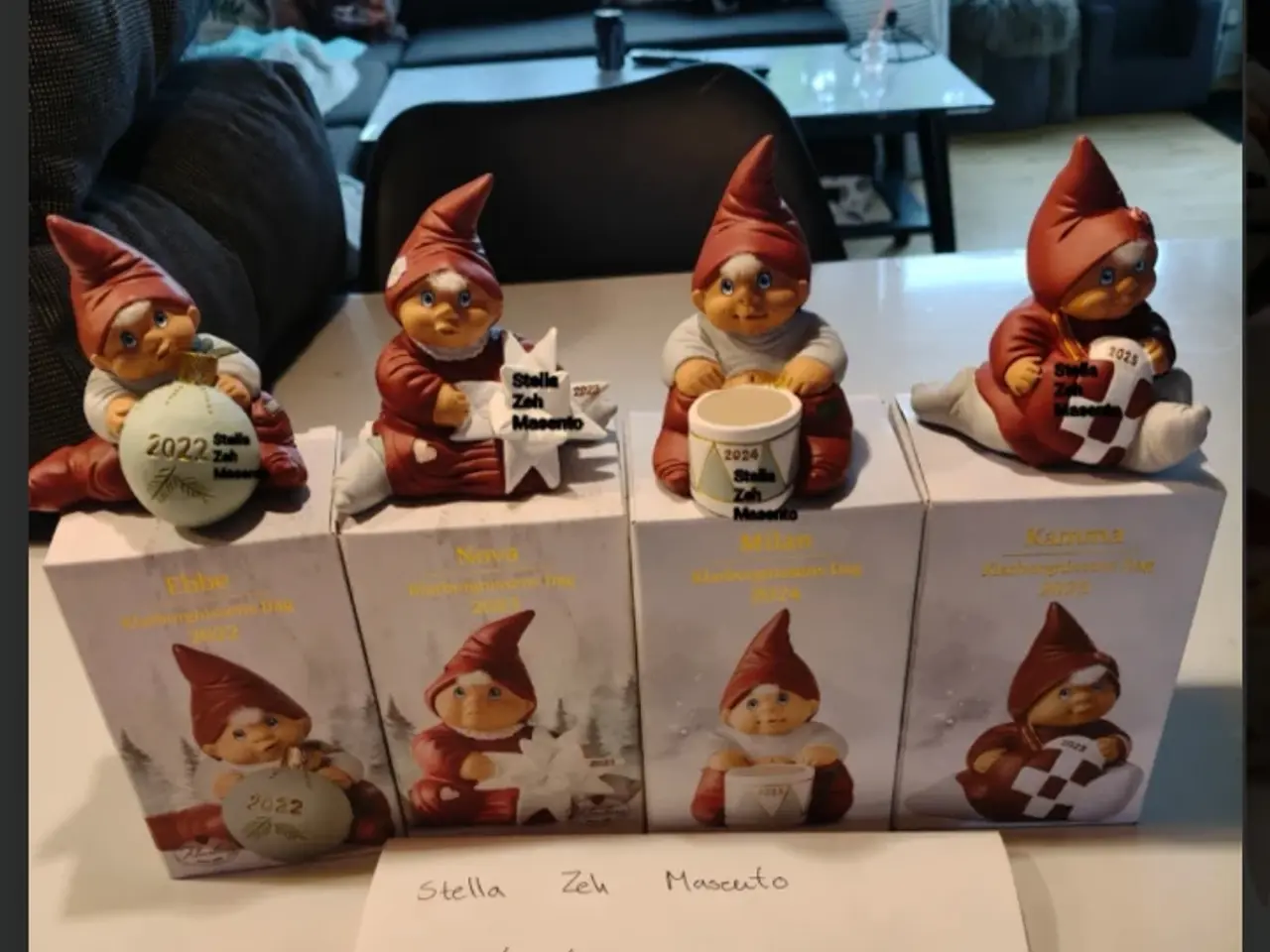 Billede 1 - Alle Klarborg nissernes dag nisser