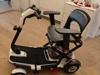 Næsten ny el-scooter handicap