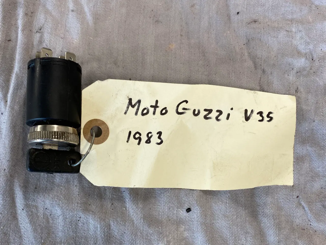 Billede 1 - Moto Guzzi tændingslås