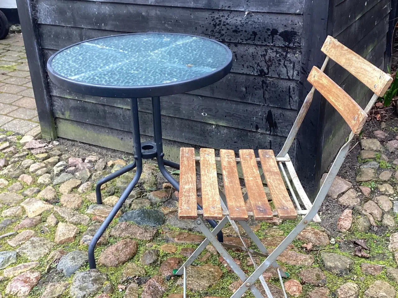 Billede 1 - Rundt bord med 1 cafe stol