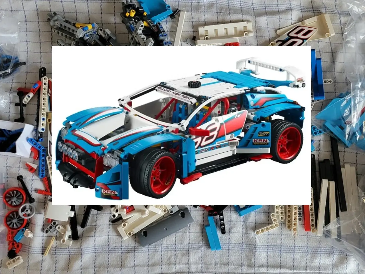 Billede 2 - Lego Rally Car 42077 Adskilt