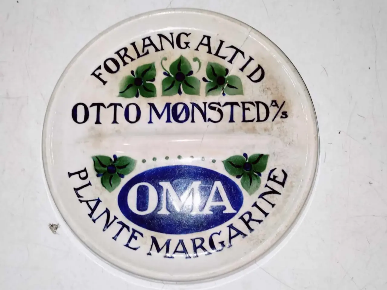 Billede 2 - fin gamle mønt bakke fra oma har en revne