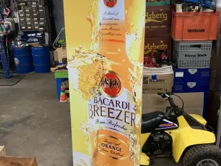 Barcardi Breezer skilt