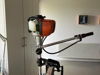 Påhængsmotor til båd