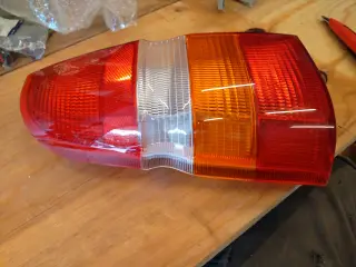 Ford Escort Baglygte