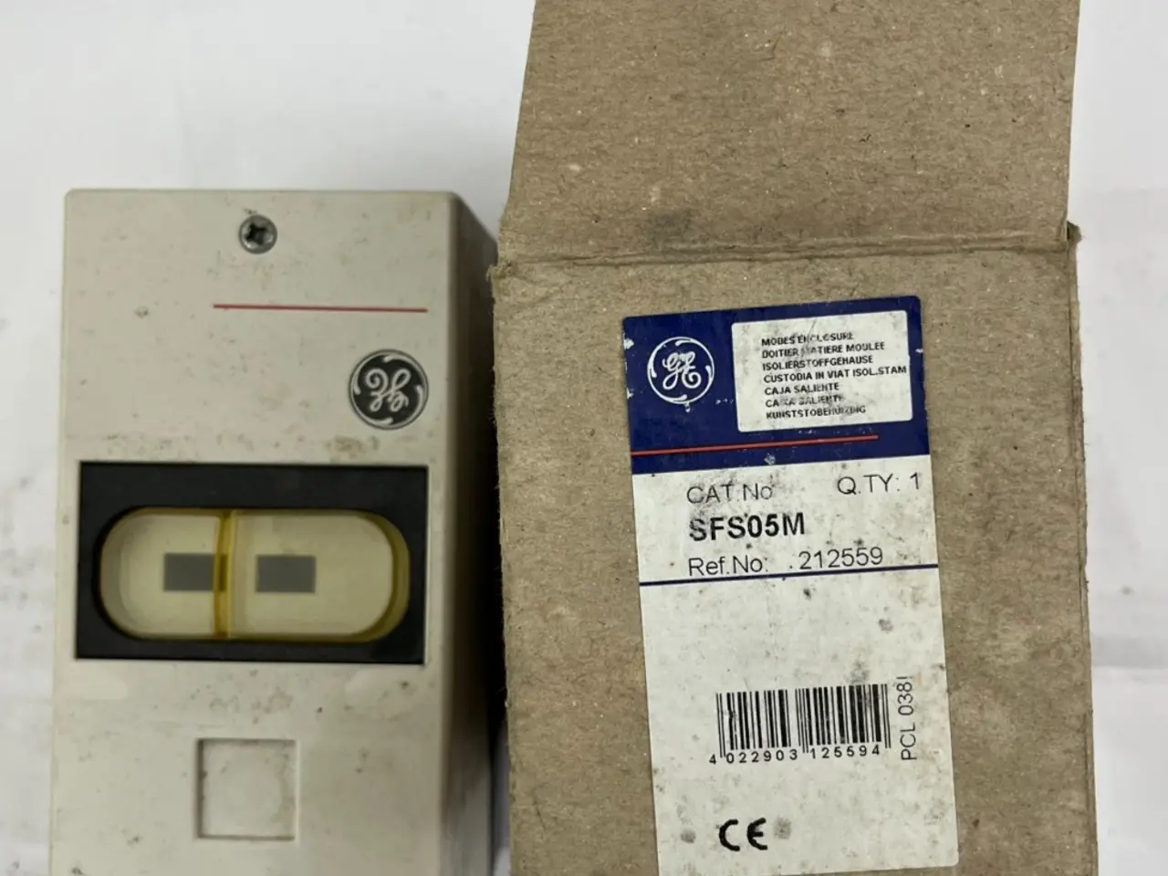 Billede 1 - GE SFS05M sikringsholder – 5A Open Box, Cat#