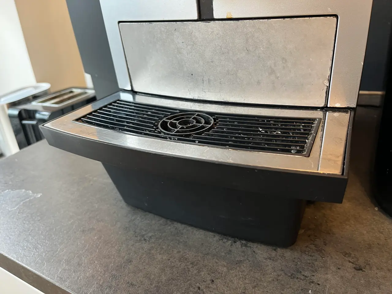 Billede 5 - Kaffebrygger JURA inkl. mælkedispenser