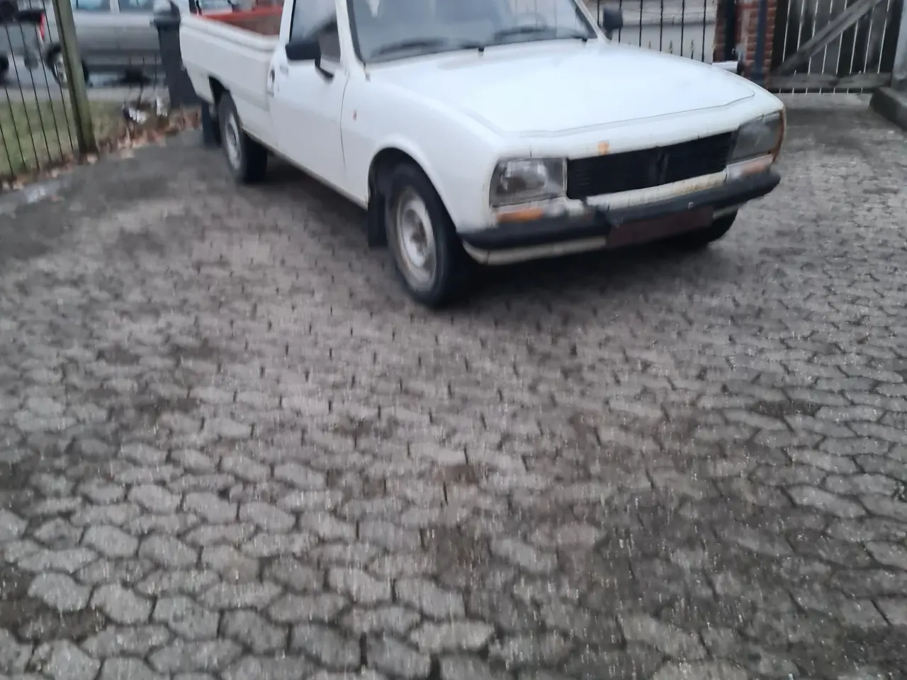 Billede 1 - Peugeot 504 Pickup 2.3D