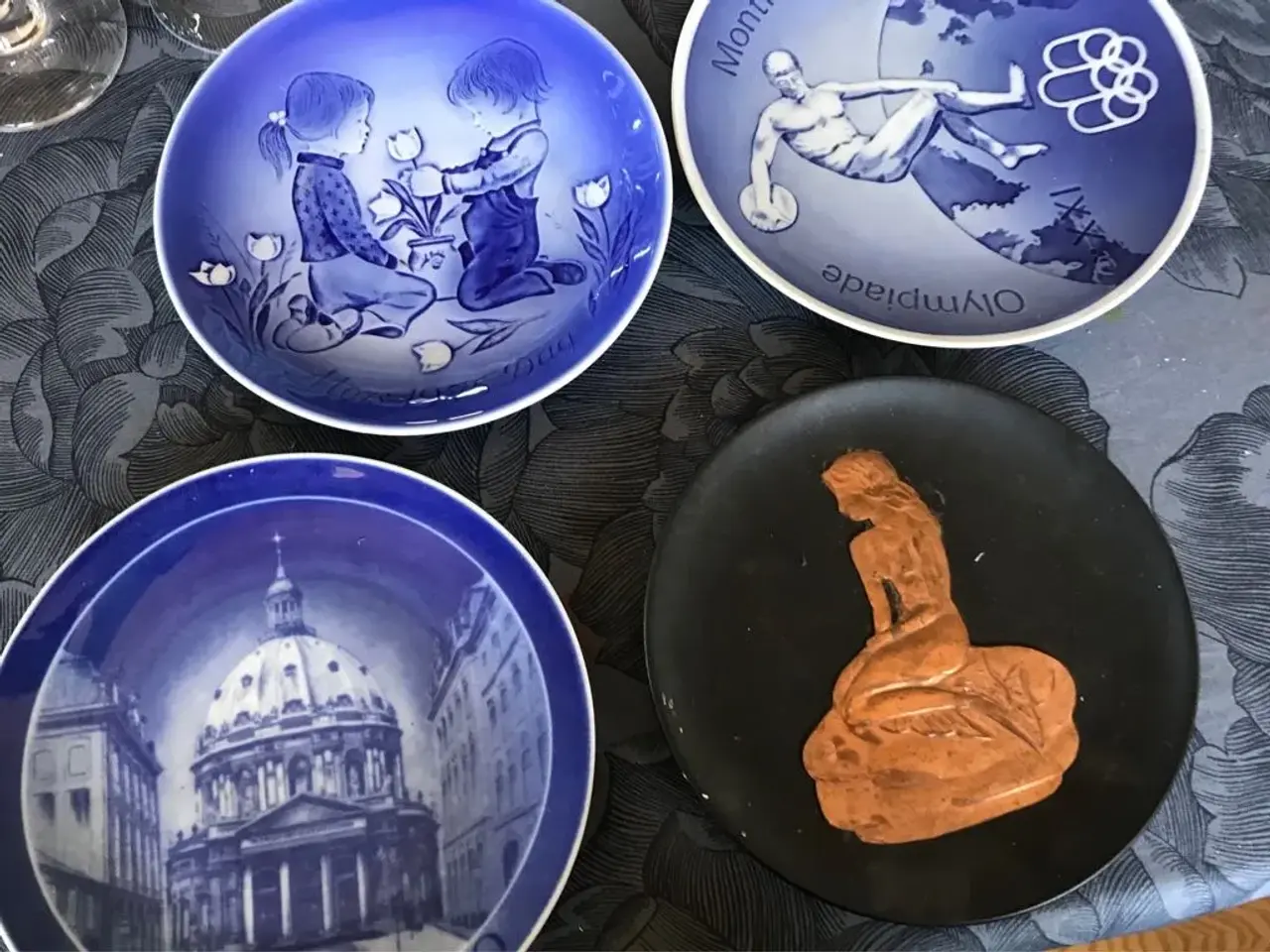 Billede 3 - Platter fine. 20kr stk