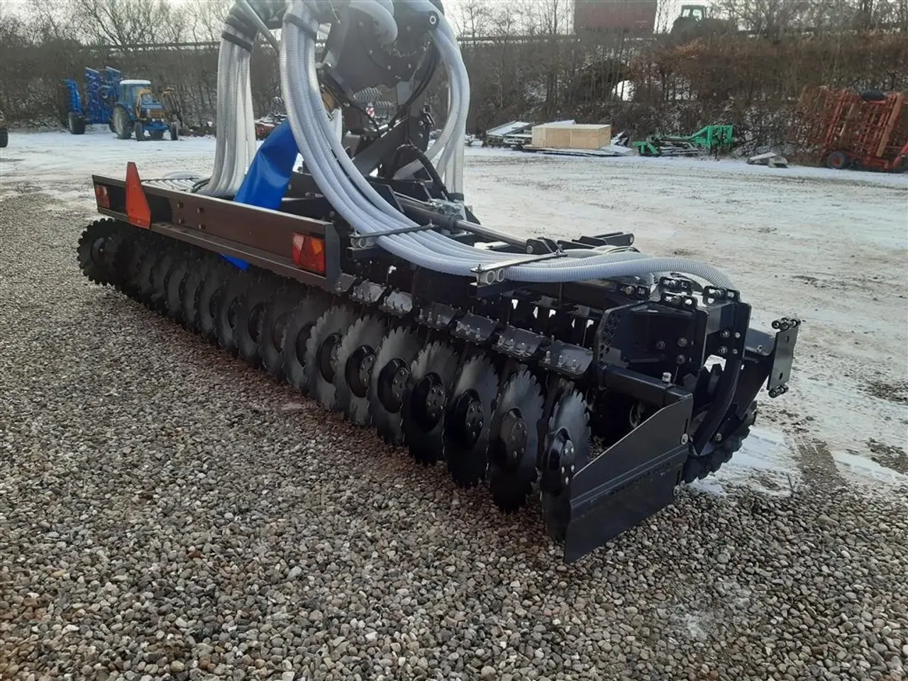 Billede 6 - - - - gylle nedfælder 5 meters