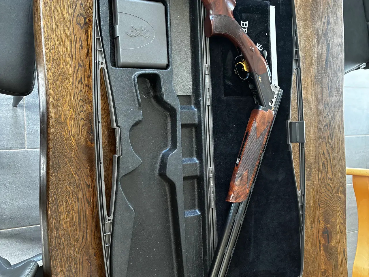 Billede 3 - LINKS - Browning 725 Black S3