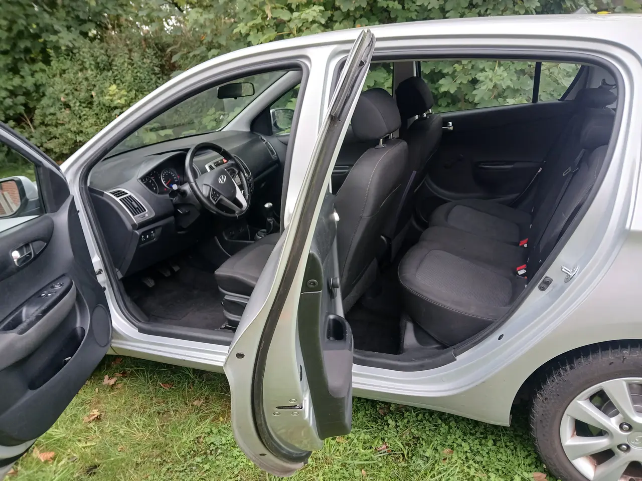 Billede 9 - Ganske pæn og fornuftig Hyundai i20 søger nu ejer.