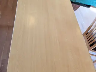Spisebord