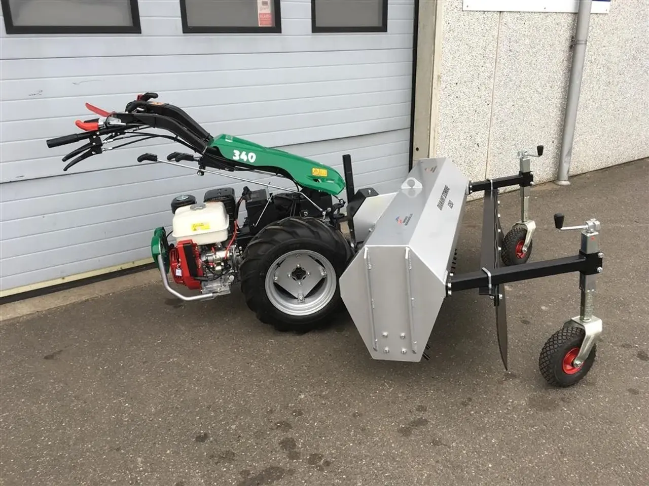 Billede 1 - Ferrari 340 benzin Tilbud med stenrive og brede hjul