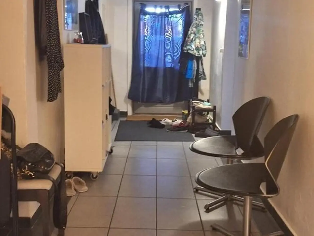 Billede 6 - Villa - hele kælderen til leje - ejen indgang