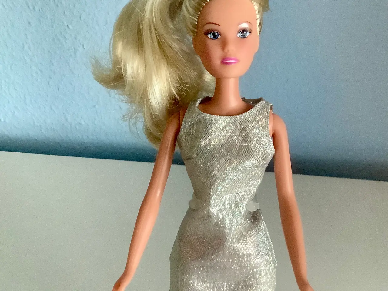 Billede 2 - Steffi Love dukke i Barbie størrelse.
