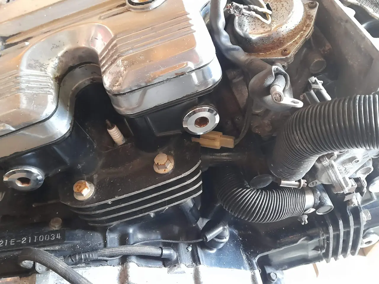 Billede 6 - Låsesæt til Honda VF 700/750 Magna årg.86 Orginal