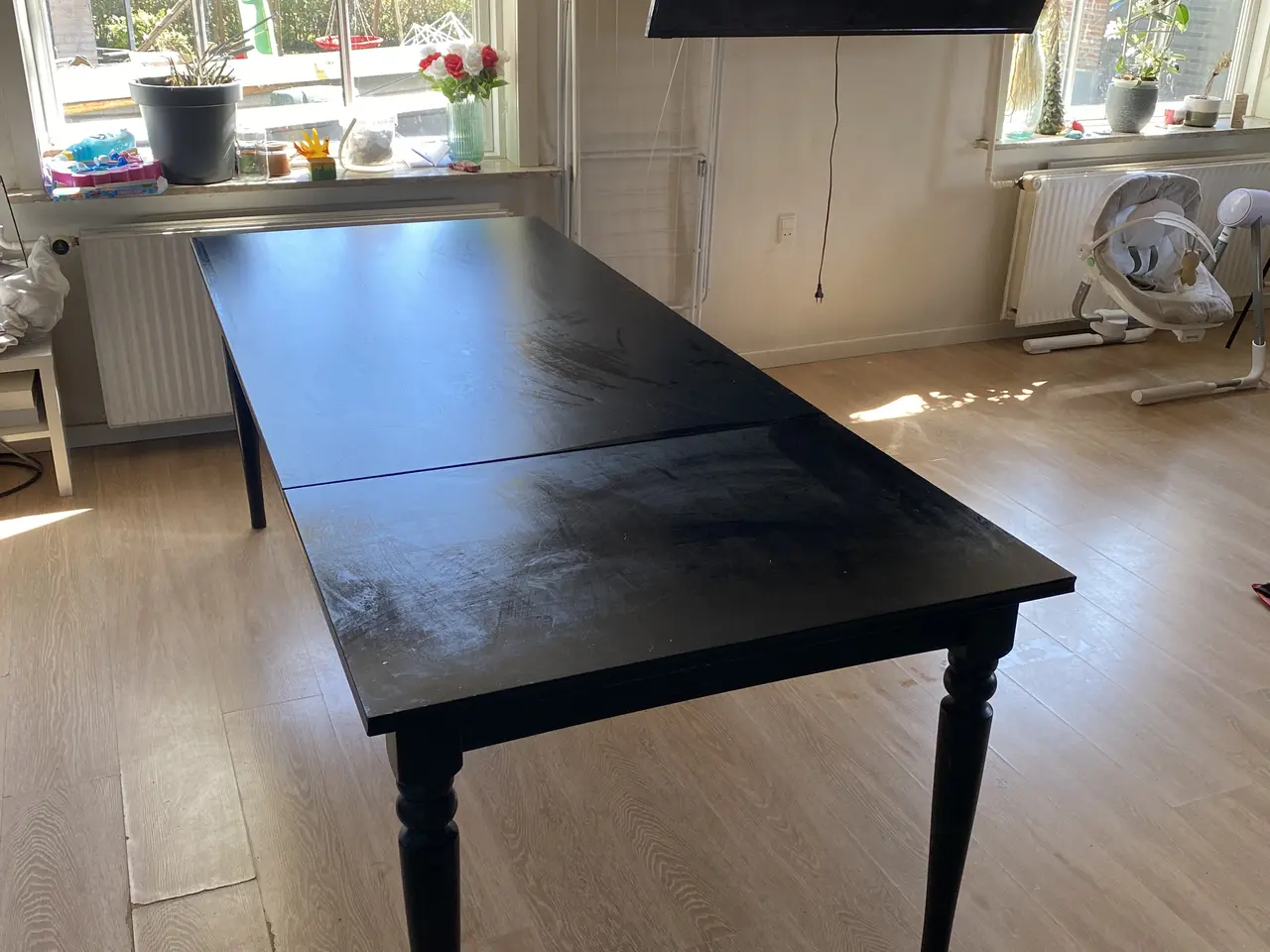 Billede 4 - Sort spise bord med plade fra IKEA