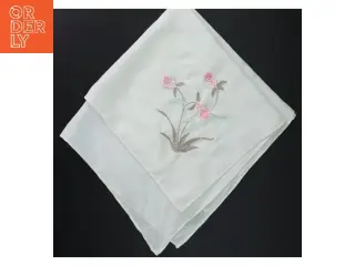 Broderet dug (str. 49x49 cm)
