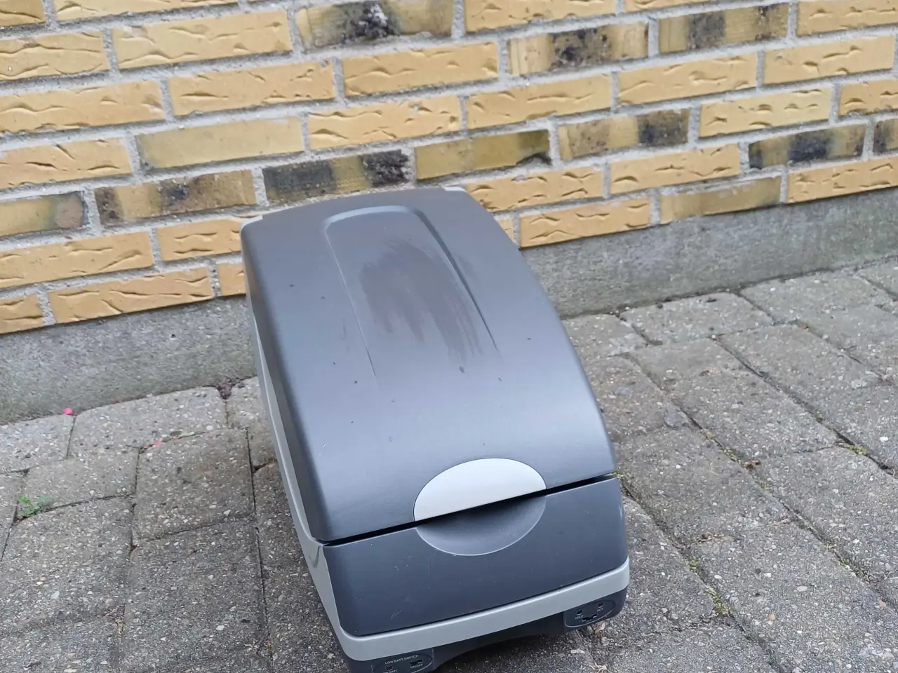 Billede 1 - Kølebox 12 v køl/varme.