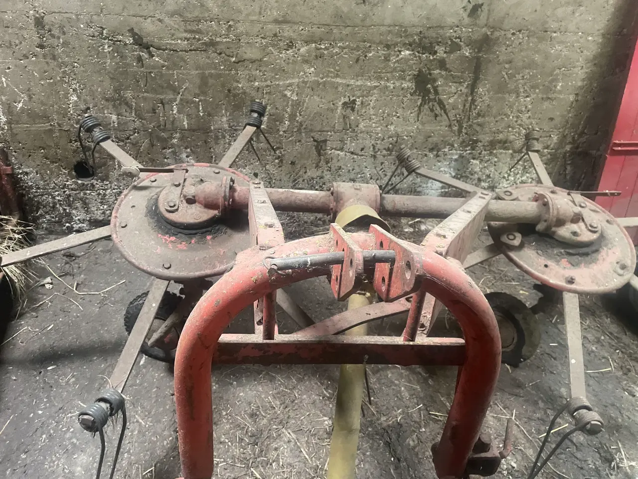 Billede 2 - Kuhn Høvender 