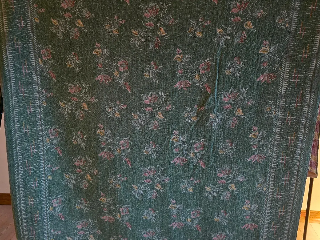 Billede 1 - Væg tæppe/  130 * 230 Vintage