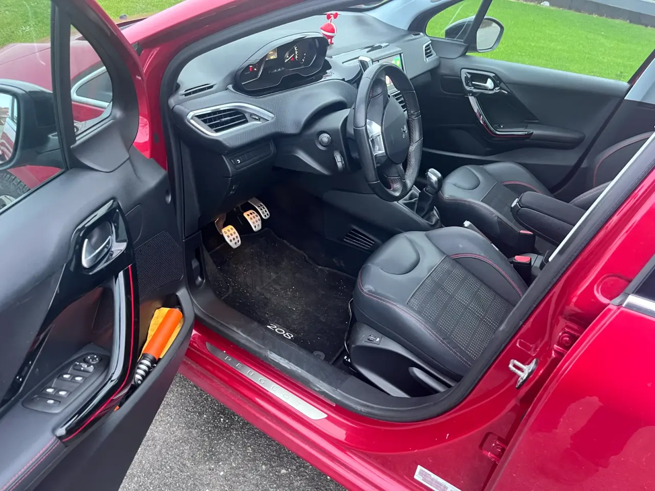 Billede 4 - Peugeot 208 gt line 1.6blue hdi