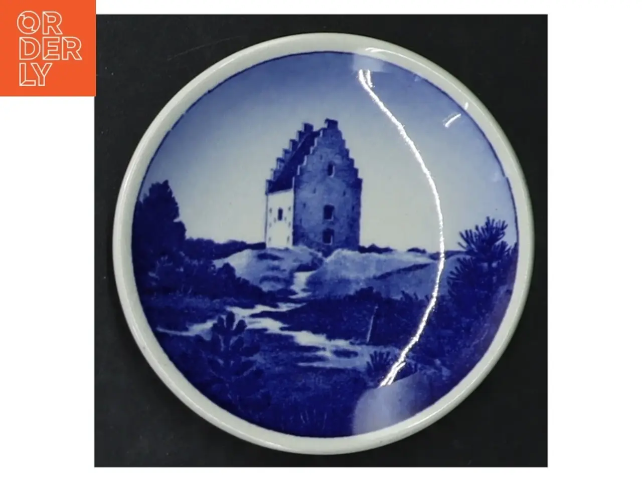 Billede 2 - Blå dekorative tallerkener med motiver (str. Ø 8 cm. 5 styk)
