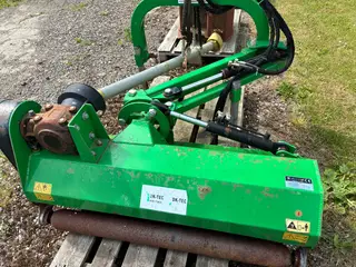 Slagleklipper med hydraulisk udslag
