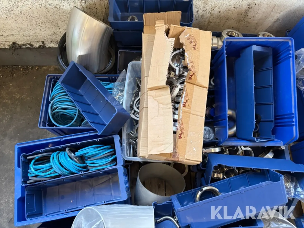 Billede 3 - Assorteret rustfrit stål og tilbehør - 5 paller